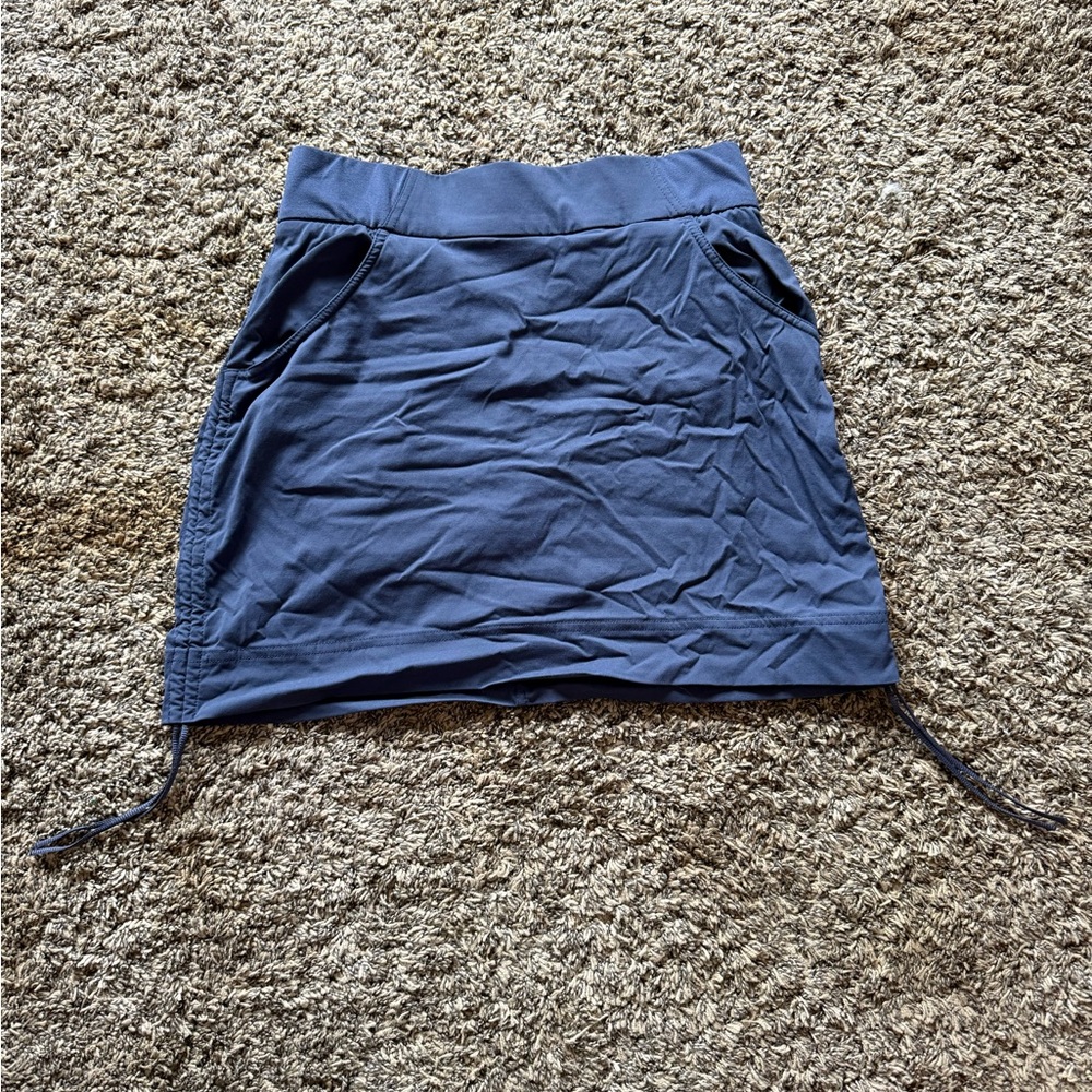 Columbia Navy Blue Skirt with Pockets
